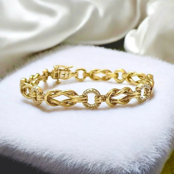 96-Diamond Yellow Gold-Plated Love Knot Tennis Bracelet - Picture 4 of 12